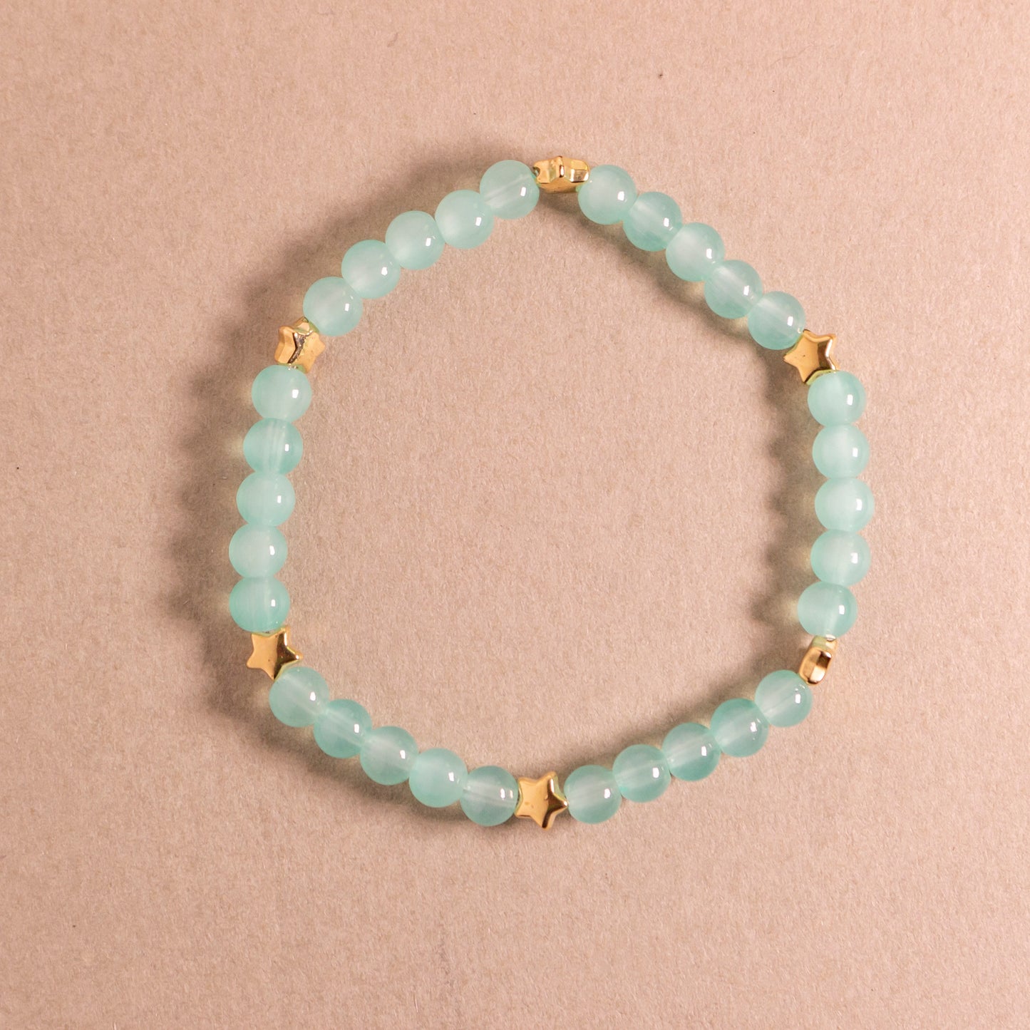 monocolored glass beads elastic bracelet