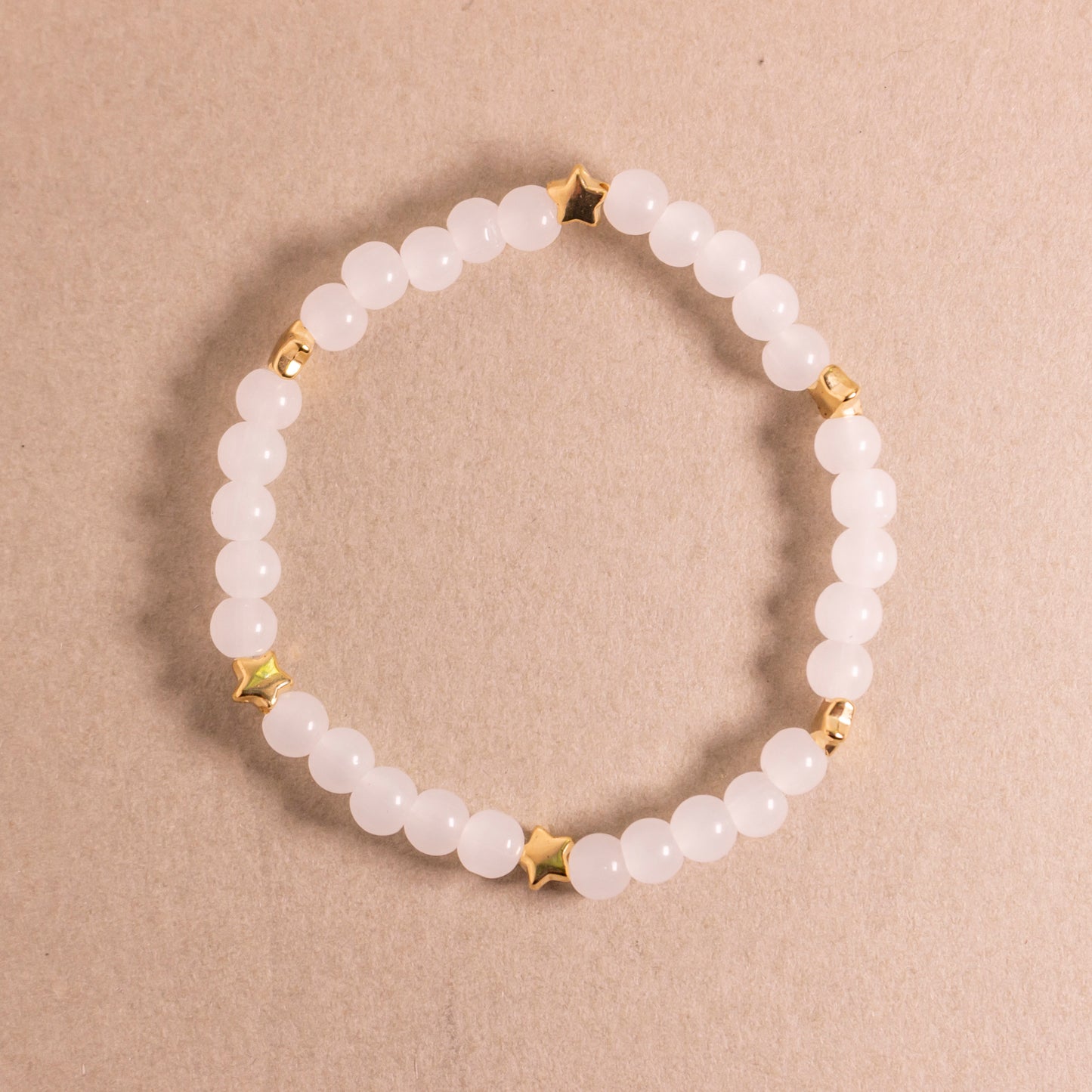 monocolored glass beads elastic bracelet